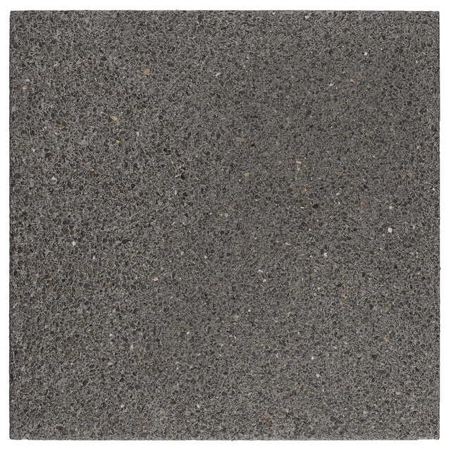 TERRASTEGEL-GRIJS-MET-C-COAT.jpg